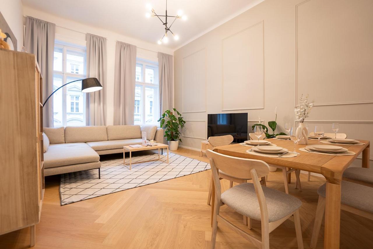 Spacious 110М2 Flat In The City Center Vienna Exterior photo