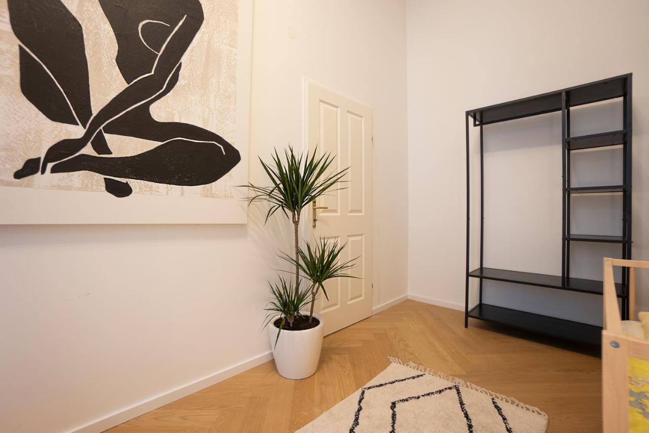 Spacious 110М2 Flat In The City Center Vienna Exterior photo